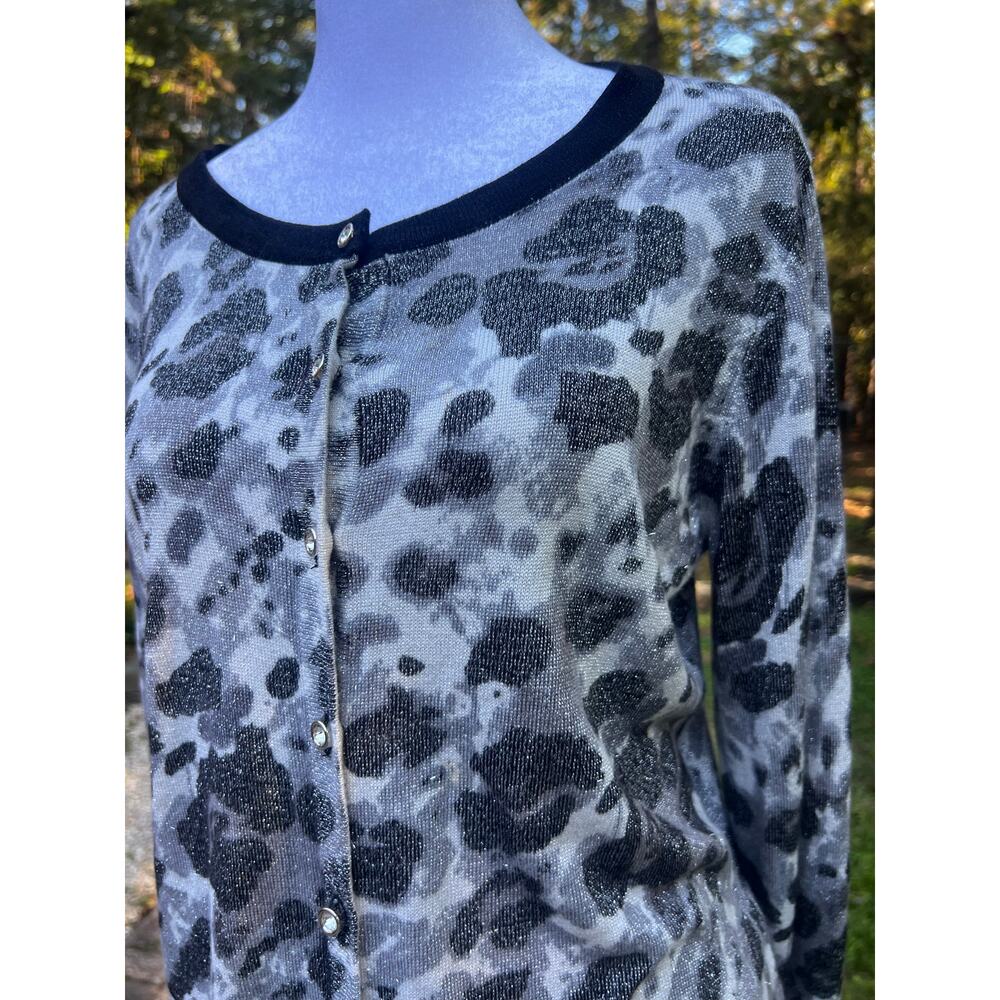 Joseph A. XL Gray Black Animal Print Shimmer Cardigan Jeweled Button - Picture 10 of 10